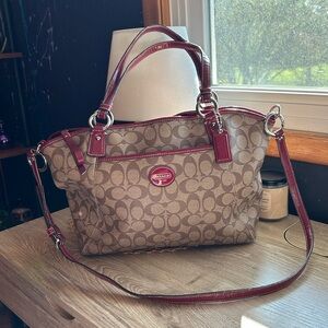 Coach Signature Peyton Pocket Tote